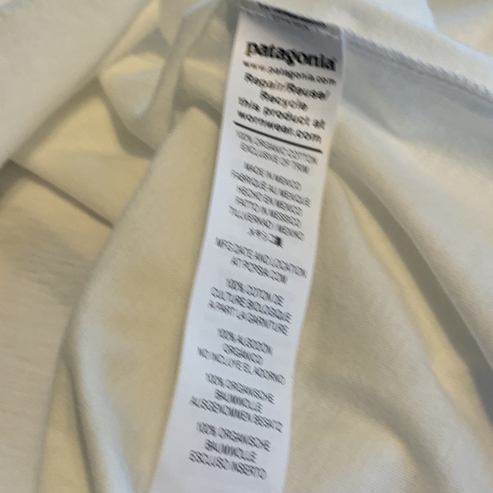 Patagonia Women’s P6 Logo Crew T-Shirt - Picture 8 of 12